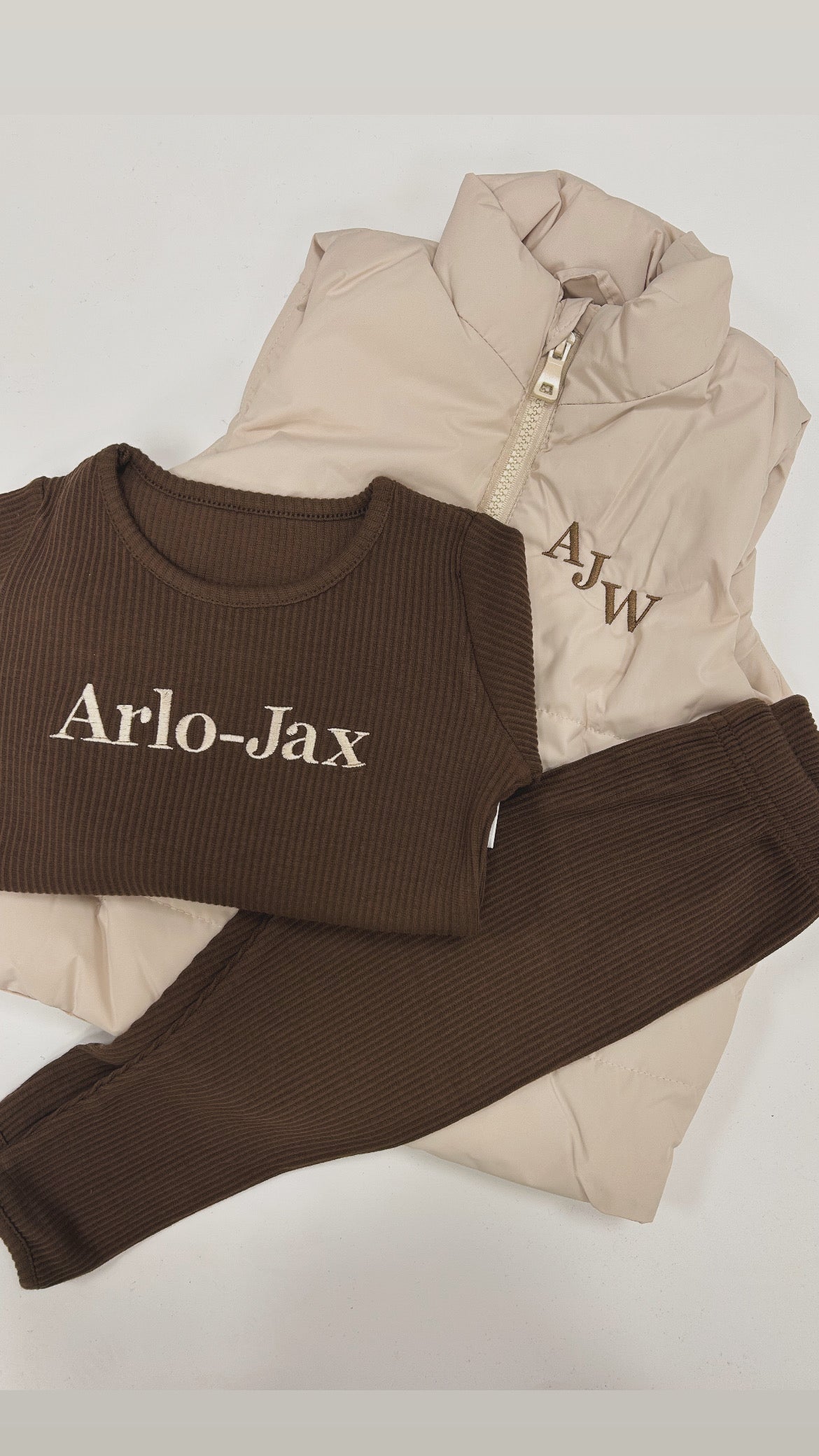 Gilet and Lounge set