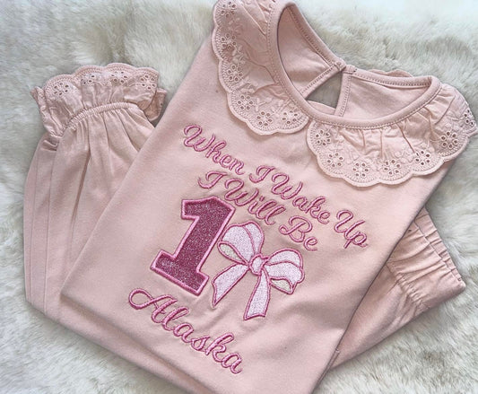 Frilly Pyama Bow Design